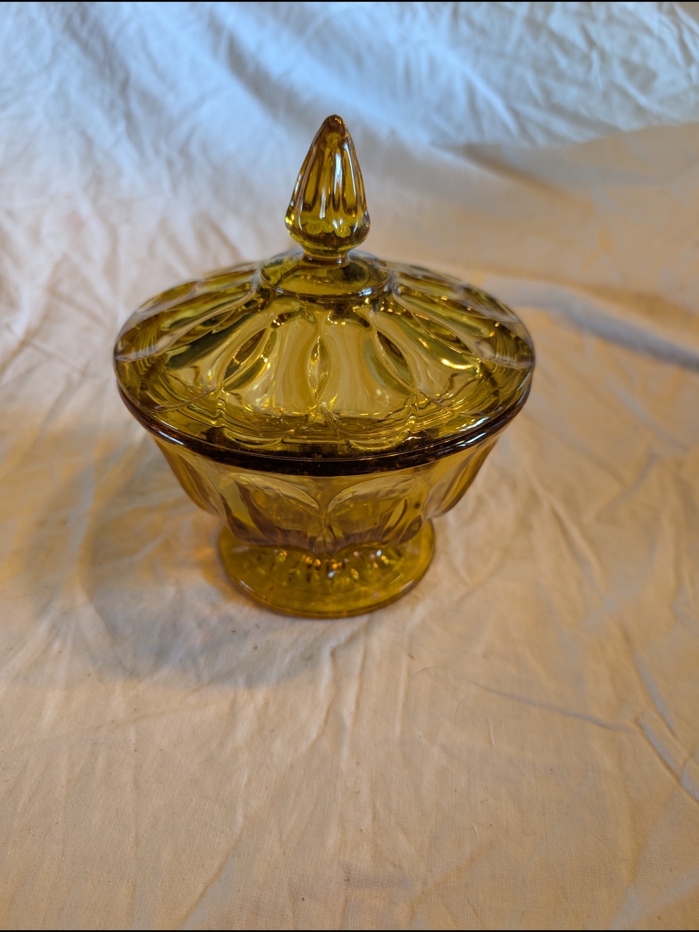 2/30$ Anchor Hocking Yellow Glass Covered Candy Dish with Finial